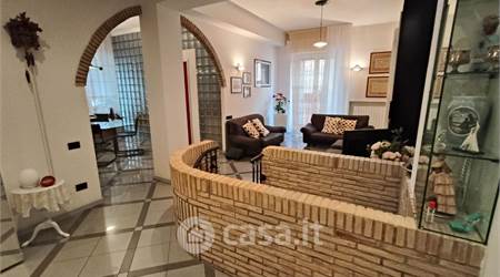 Appartamento con taverna zona Passetto 3 camere