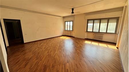 3+ bedroom apartment for Sale in Falconara Marittima