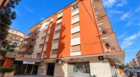 2 bedroom apartment for Sale in Falconara Marittima